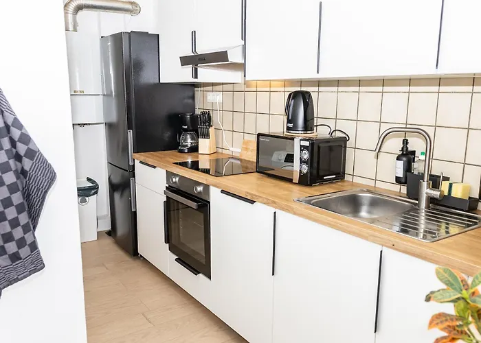 Cosyhomes24 - Traffic Connection And Balcony - Un02a Apartman