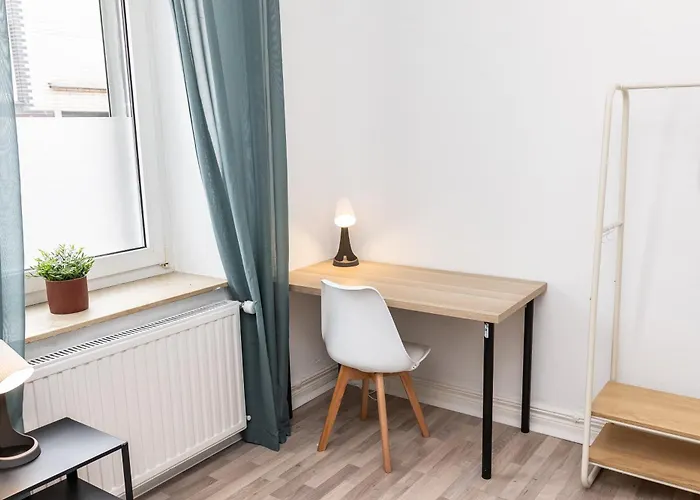 Cosyhomes24 - Traffic Connection And Balcony - Un02a Apartman *