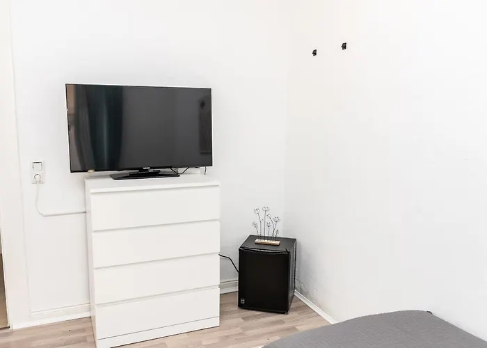 Cosyhomes24 - Traffic Connection And Balcony - Un02a Apartman *