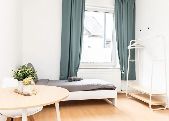 Cosyhomes24 - Traffic Connection And Balcony - Un02a Apartman *